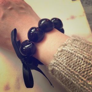 😻5/$15🛍Hawaiian Kukui Nut Bracelet